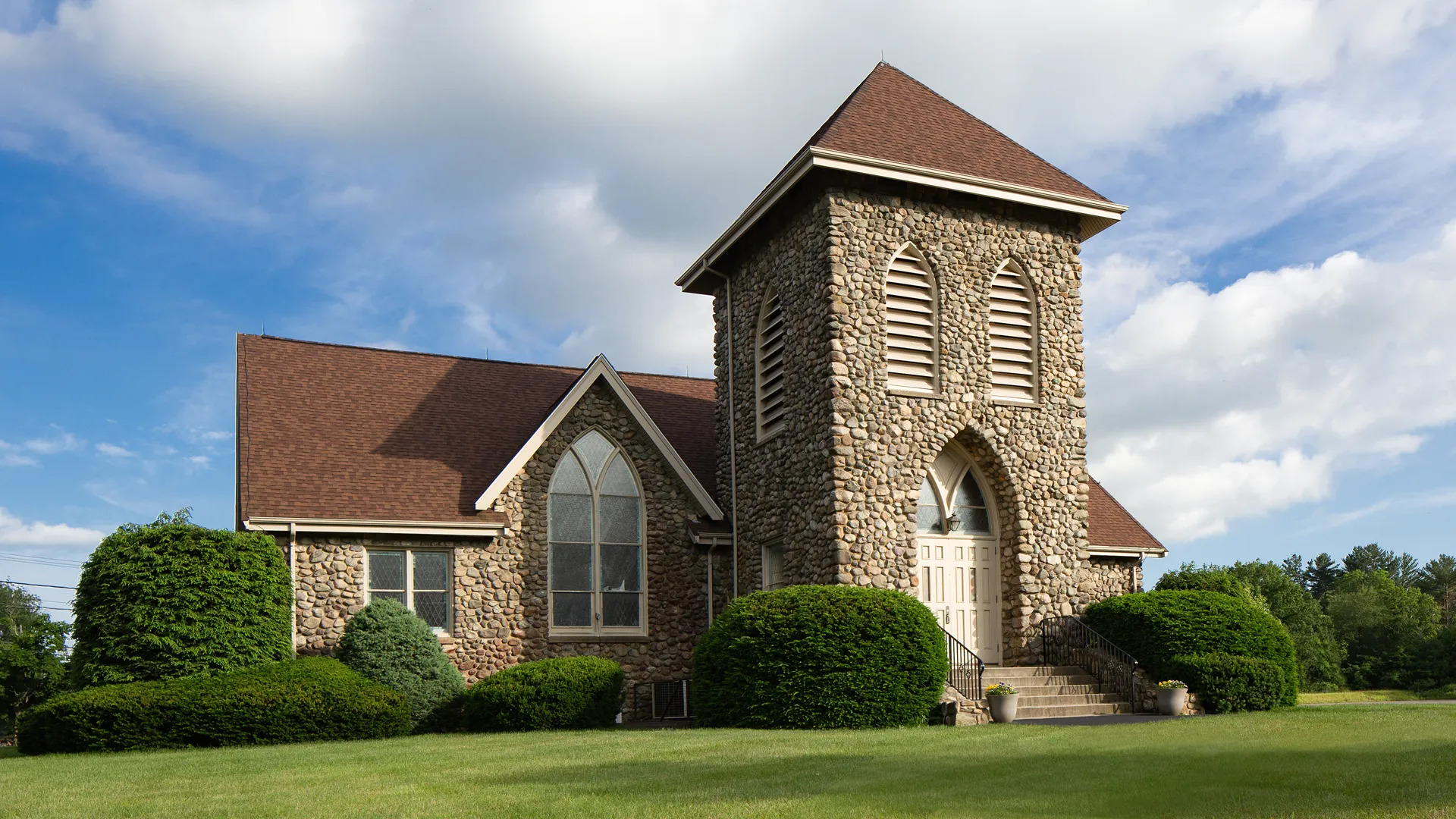 larkwood first church